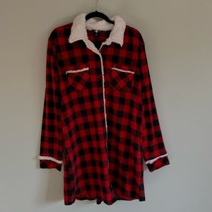 NWT - fuzzy stretch red/black plaid pajamas